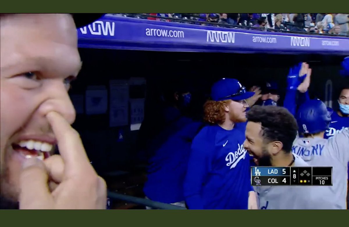 mcruz818's tweet photo. Lmao!!!!! @ClaytonKersh22  in there DEEEP! https://t.co/zz2tRReKAG
