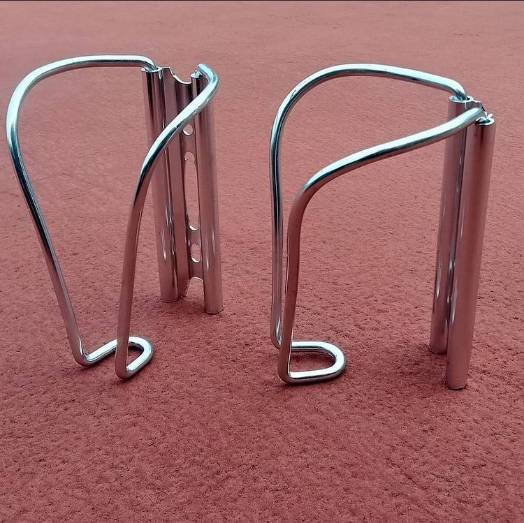 Wtb bottle cage seperti di foto #fnfjb #wtb