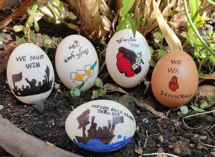 LePyone's tweet photo. We must win.
Easter Day 
Egg strike 
#easter2021
#eggstrike
#EasterEggStrikeMyanmar https://t.co/cDSqZL2UAm