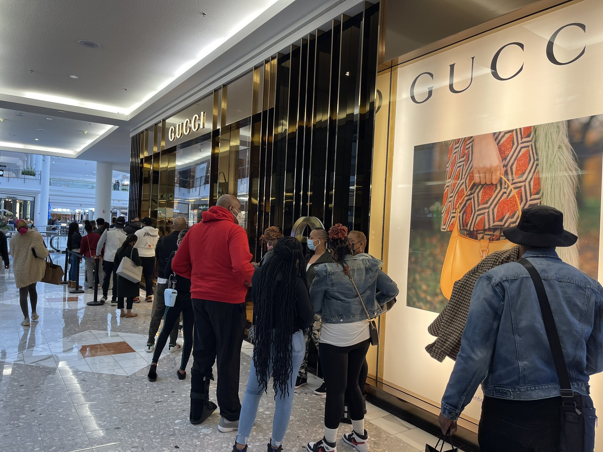 tysons corner mall gucci