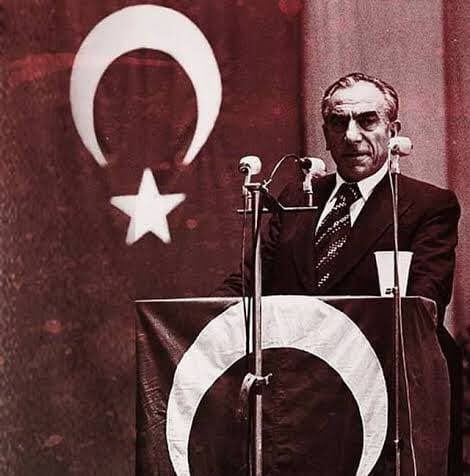 En kötü demokrasi en iyi darbe yönetiminden daha evladır.

Merhum #AlparslanTürkeş‘i ebediyete irtihalinin 24. yıl dönümünde saygı ve rahmetle anıyorum.