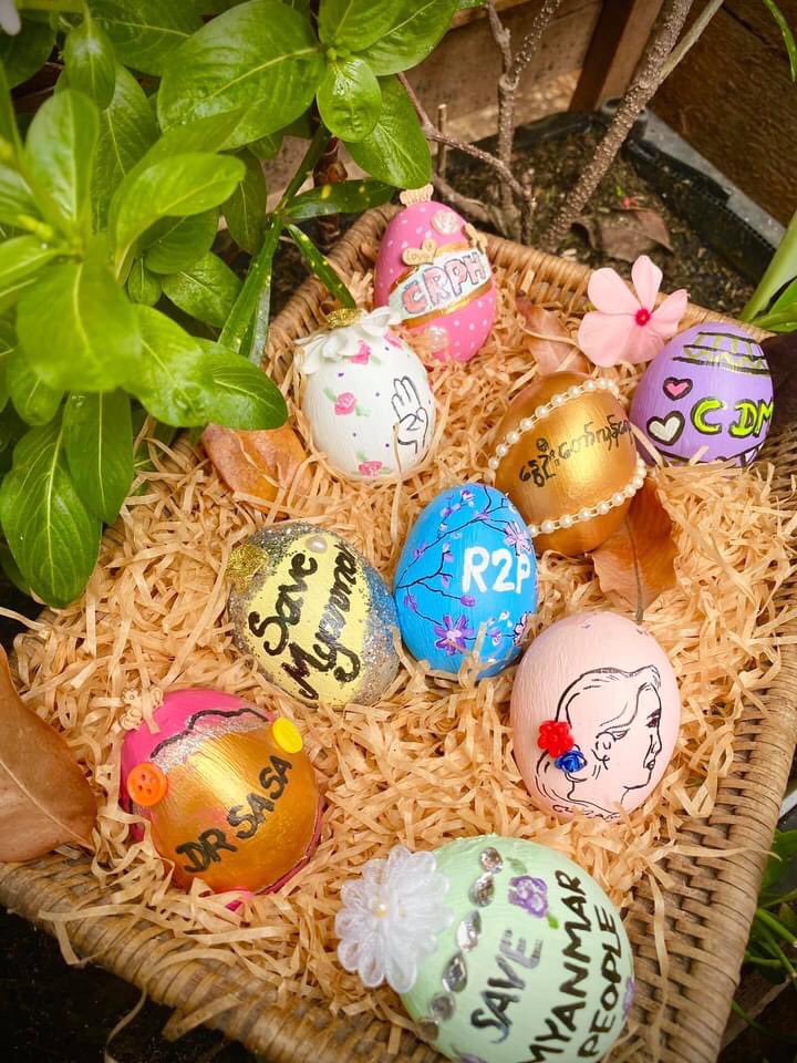 ChoMe22271131's tweet photo. @freya_cole Easter eggs symbolize hope, renewal, and new life. May our hope for Federal Democracy live on, may our country be renewed into a pure democratic system.
#Apr4Coup
#WhatsHappeningInMyanmar
#EasterEggStrike https://t.co/ZrJhk0wN76