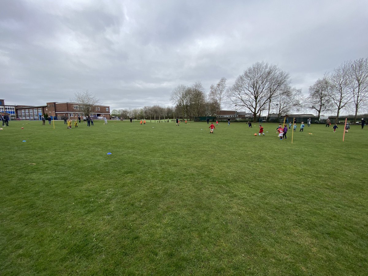 Well yesterday was a bit fun ⚽️ 😃 ❤️ 
<a href="/BarntonJuniors/">Barnton Juniors</a> 
<a href="/barntonfc/">Barnton AFC</a> 
<a href="/BarntonFans/">The Jam Town Revolution</a> 
<a href="/YouthKicks2014/">YouthKicks Coaching</a>
