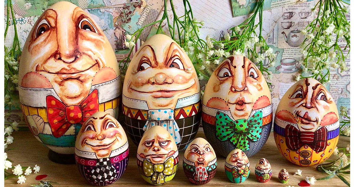 Happy Easter everyone. Enjoy your eggs! #HumptyDumpty #UKGiftAM #UKGiftHour #Easter #aliceinwonderland 

etsy.com/uk/listing/927…