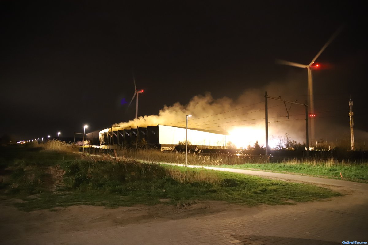 Grote brand bij Avri in Geldermalsen -..