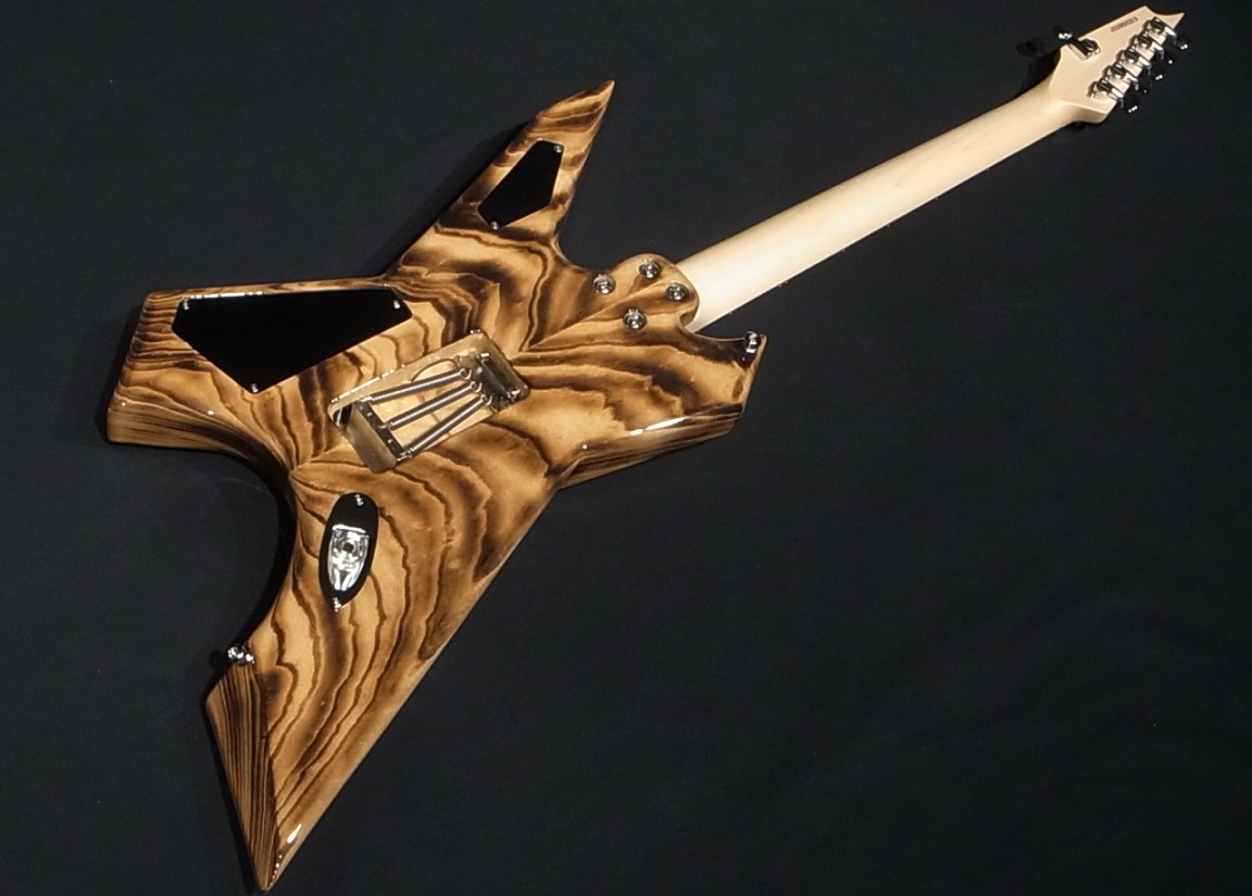 AikyokuOfficial's tweet image. 【アピタ長久手店★人気モデル入荷！】

■Killer KG-Exploder Prison Burner

変形シェイプに関わらず高いプレイアビリティー、エッジの効いたサウンド、そして圧倒的な存在感のルックス。
店頭&amp;amp;デジマートにてチェックお願いします。
⇒digimart.net/cat01/shop5062…

ぜひ！

#killerguitars #Exploder