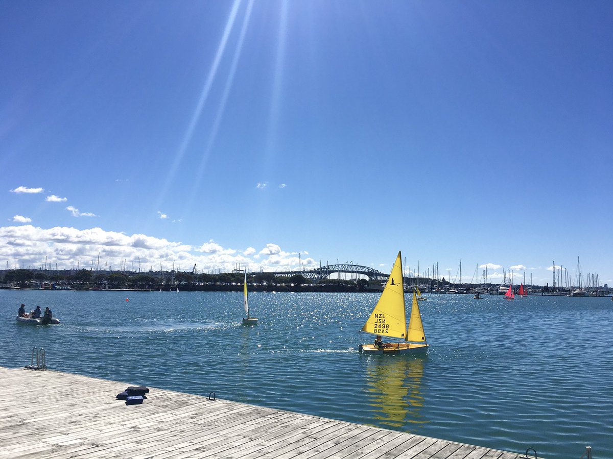 NatashaBarret18's tweet photo. Perfect weather for an amble around Westhaven.
#shotoinphone #iphonephotography #Westhaven #skytower #harbourbridge #harbours #waitemata #sun #Auckland #silos #urbanwalks https://t.co/oqHUIHDDNe