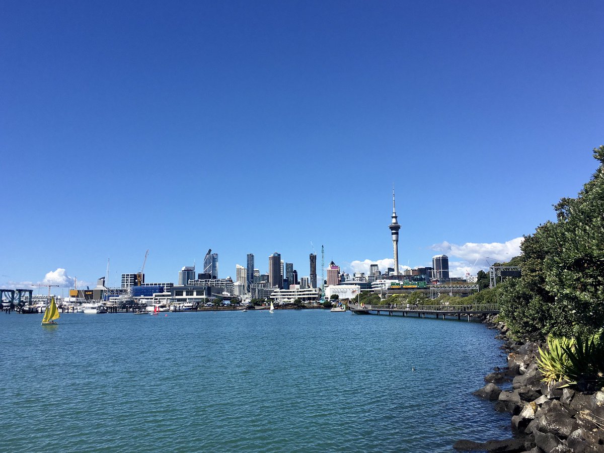 NatashaBarret18's tweet photo. Perfect weather for an amble around Westhaven.
#shotoinphone #iphonephotography #Westhaven #skytower #harbourbridge #harbours #waitemata #sun #Auckland #silos #urbanwalks https://t.co/oqHUIHDDNe