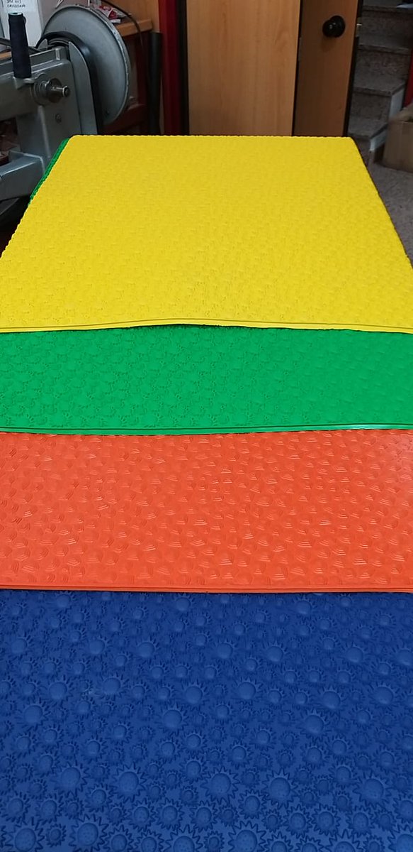 CastillaZapa's tweet image. 👟 Lo último en pisos para deportivas. Continental, probarlos!!!!