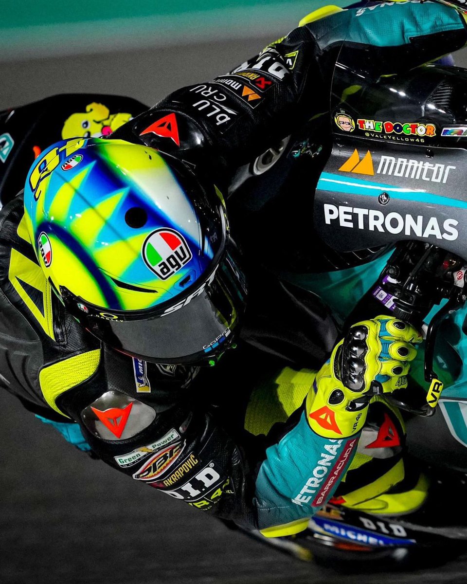 ValeYellow46's tweet photo. Losail Circuit,Qatar
Saturday,official practice
📸 @FAlex79 @GigiSoldano https://t.co/aYJt8sa6o9