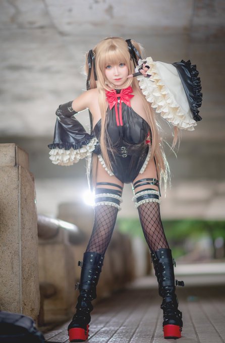 Twitterのコスプレ画像13