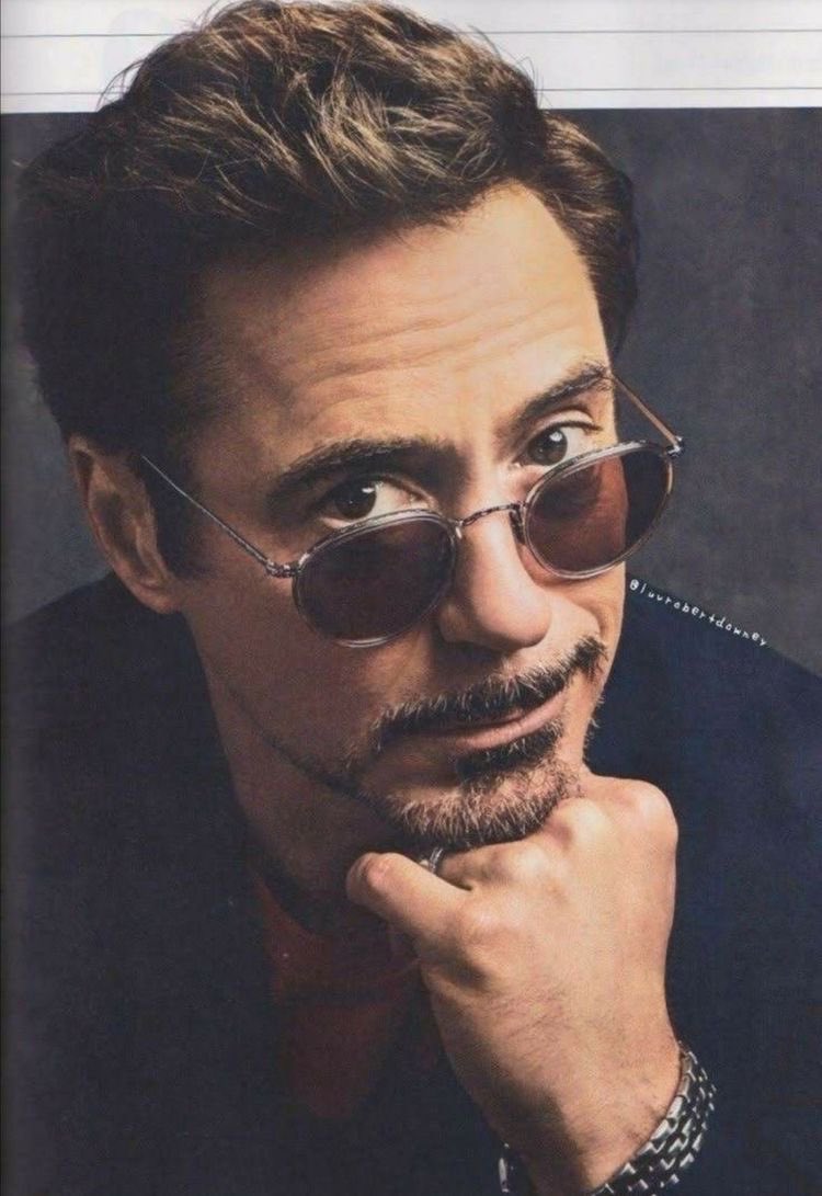 Ahem HAPPY BIRTHDAY ROBEDOWNEY JR!             