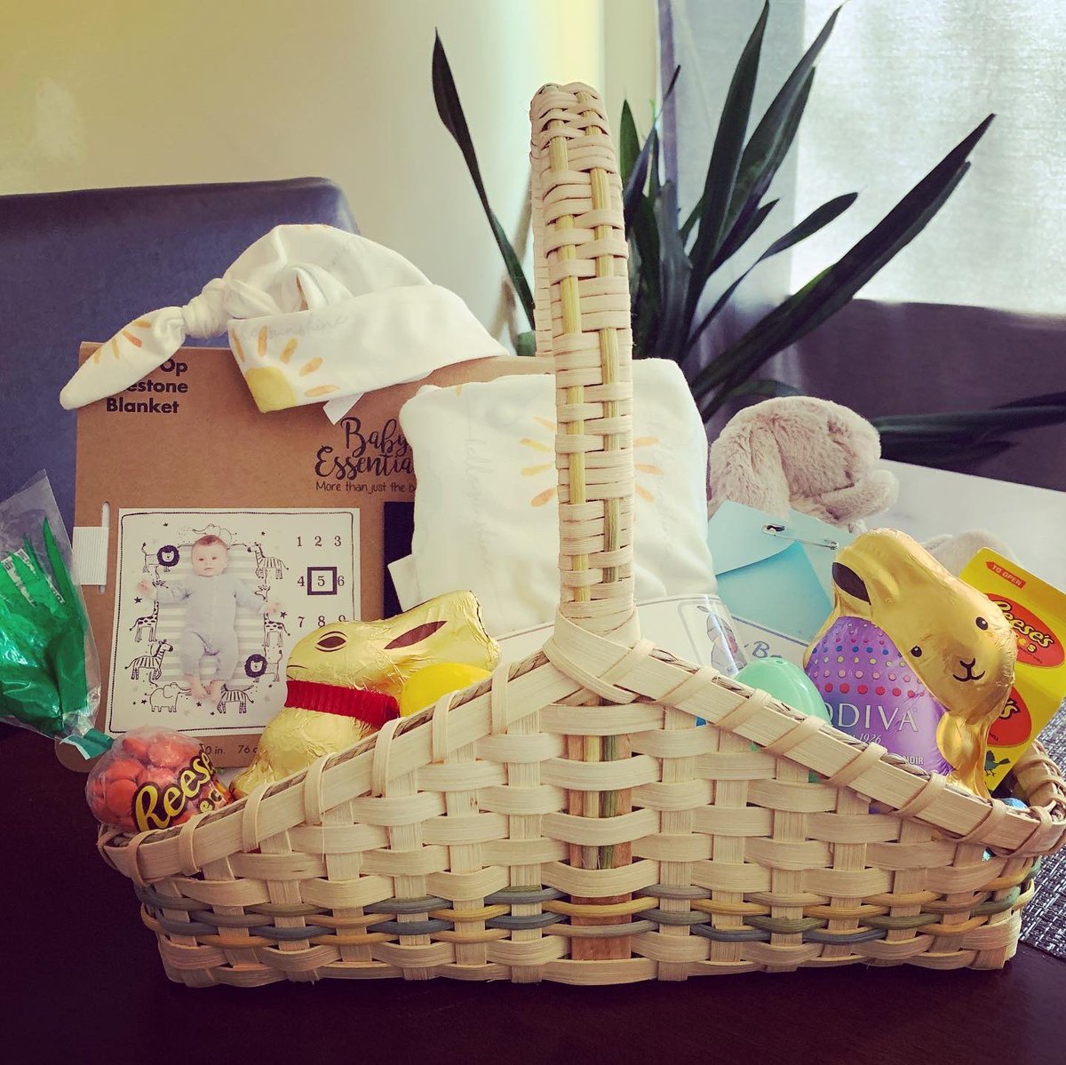 My mother wove her future grandson his 1st Easter basket, it’s so precious. 💙🐣🐰 #happyeaster #easter #EasterBaskets #Easter2021