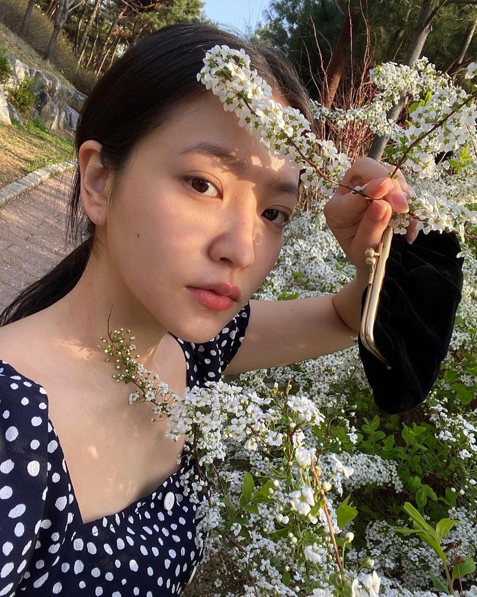 yeri pics 𐙚 tweet media
