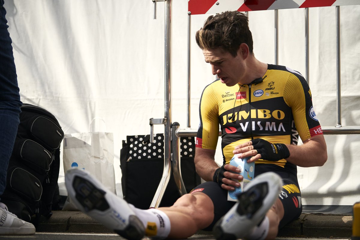 vismaleaseabike's tweet photo. 🇧🇪 #RVV21 

Respect. 🥵🙌🏻 https://t.co/exjmPF4H8n