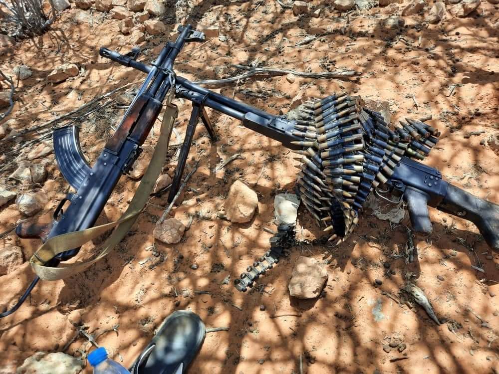 21stCxds's tweet photo. 04/04/2021 - 2 terrorist were killed in this liberation. The flags and weapons they were carrying were also seized.

Pictures below show the seized weapons and their serial numbers. https://t.co/YlmRhTXgEI