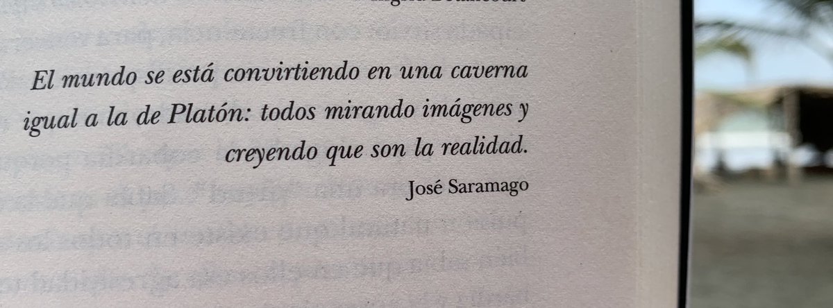 José Saramago predijo las redes sociales