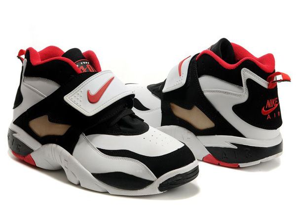 C2thaL2thaIGG's tweet image. Top 4 Nike's in history...go debate you Meemaw with the chunky back arms
