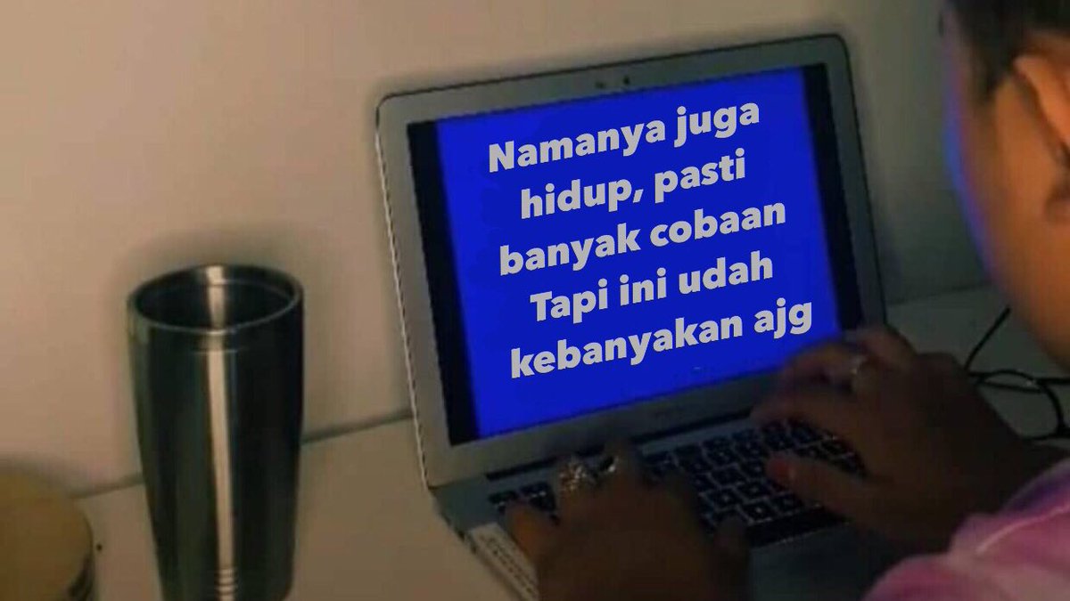 memeunivrse's tweet photo. cape https://t.co/XOqrafJBGn