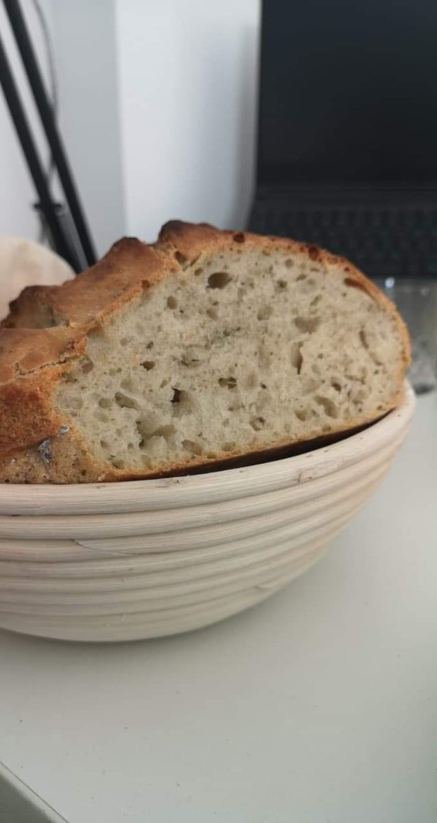 Fennel and majoram Easter bread :)