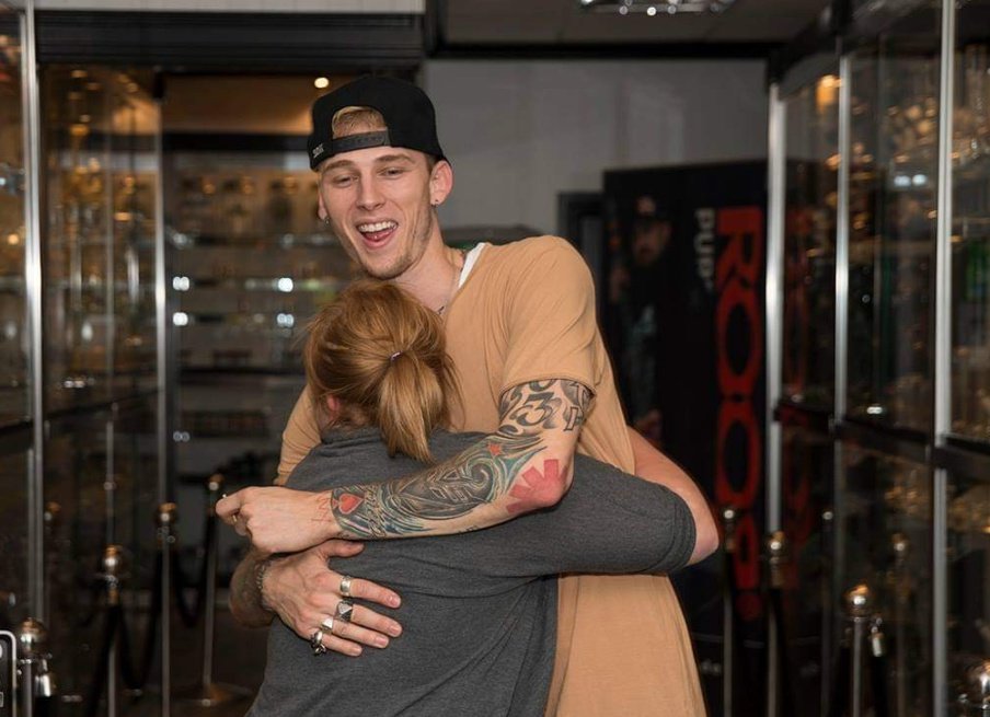 i have 99 problems and a hug from machine gun kelly could solve at least th...