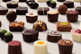 FNL_CHOCOLATE's tweet photo. تتفقون معنا ان يوم الاحد يوم طويل ومُتعب😔
وبعد اليوم المُتعب والطويل وش رايك بتشوكليت فاخر من FNL مع كوب قهوه يروقك 😍

للطلب :
عبر المتجر الالكتروني 
 https://t.co/AWrHHruoSu

أو عن طريق الواتس 
https://t.co/CFZDtBasFj https://t.co/bQYsiEb2Cs