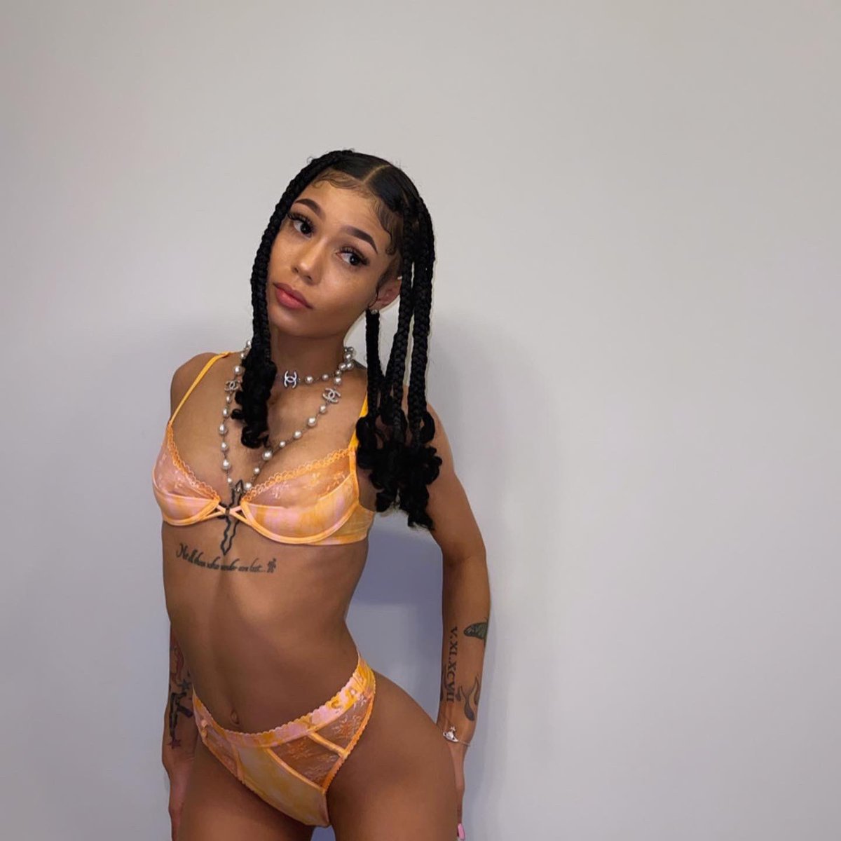 coi_leray's tweet image. FUN SIZE 🍟