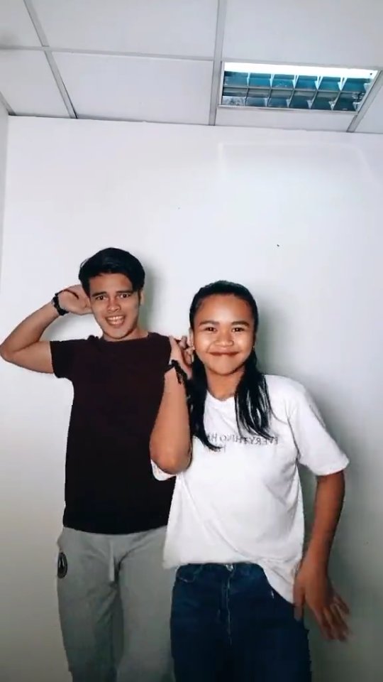 festeah's tweet photo. ay uwu yan?

JieFer yarne? https://t.co/Drfe7xkhuA