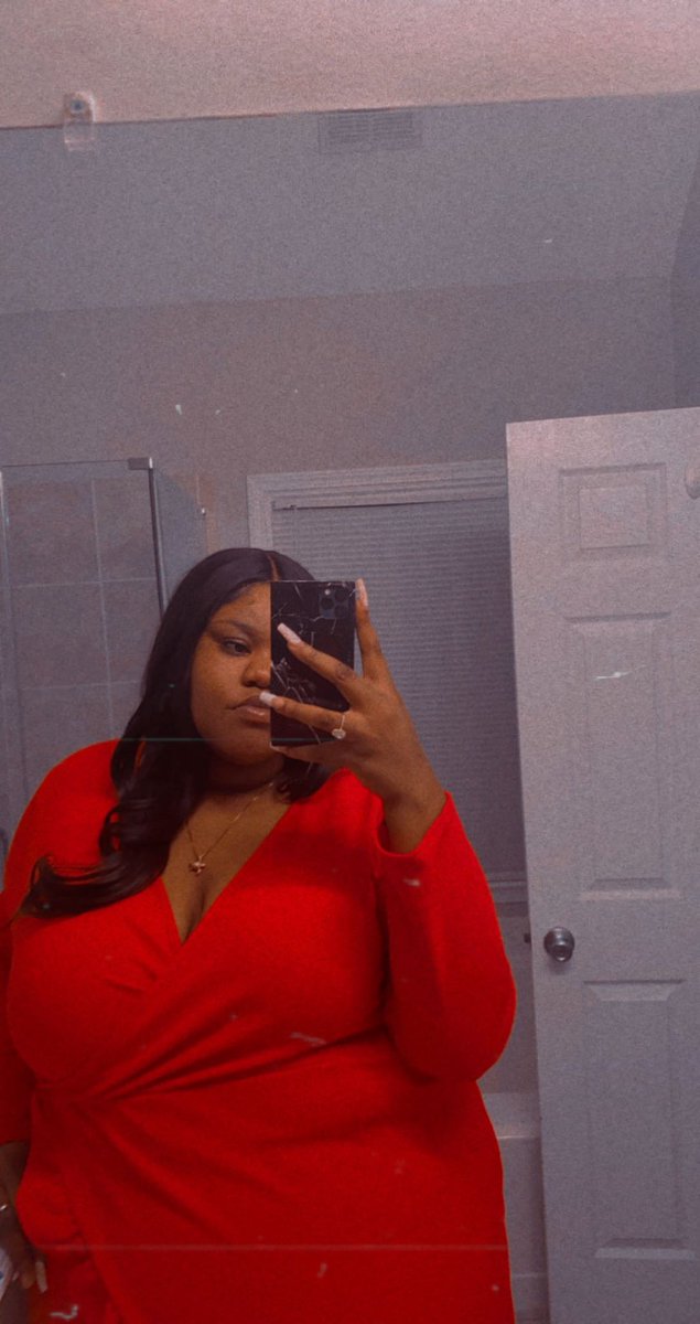 NKeah's tweet image. it’s my birthday 🥳🥳