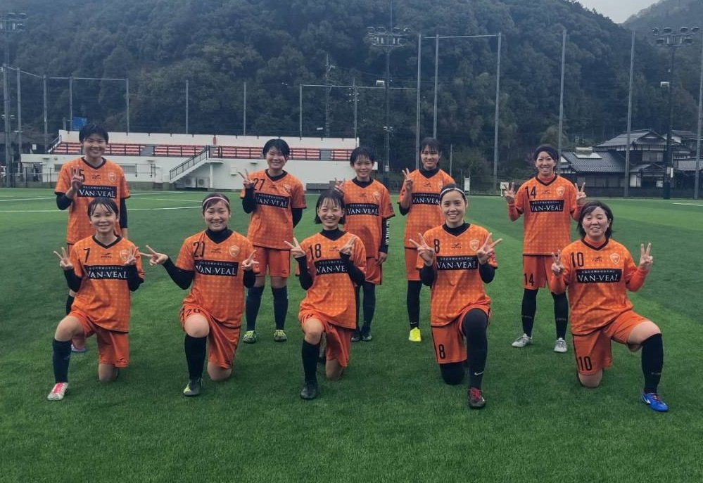 レノファ山口fcレディース Trm 本日徳地にて 長門高校さんとtrmを行いました 徳山大学の下部組織vinculumと合同 雨の中でしたが遠方よりお越し頂きました 長門高校の皆様 ありがとうございました レノファ山口レディース 女子サッカー