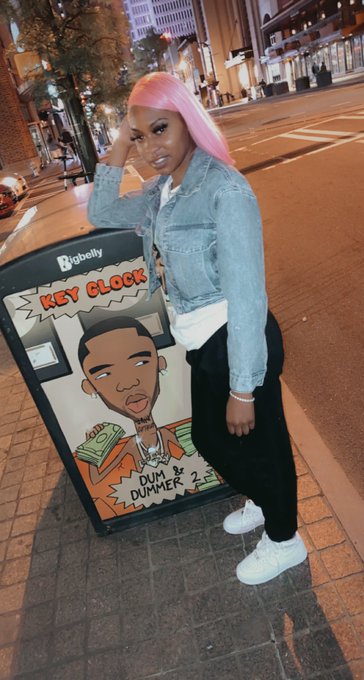 #DumAndDummer2  BIG OLE GLOCK !! https://t.co/PdtB6mQ7x9<a href="/tag/dumanddummer2"class="tags">#DumAndDummer2</a>