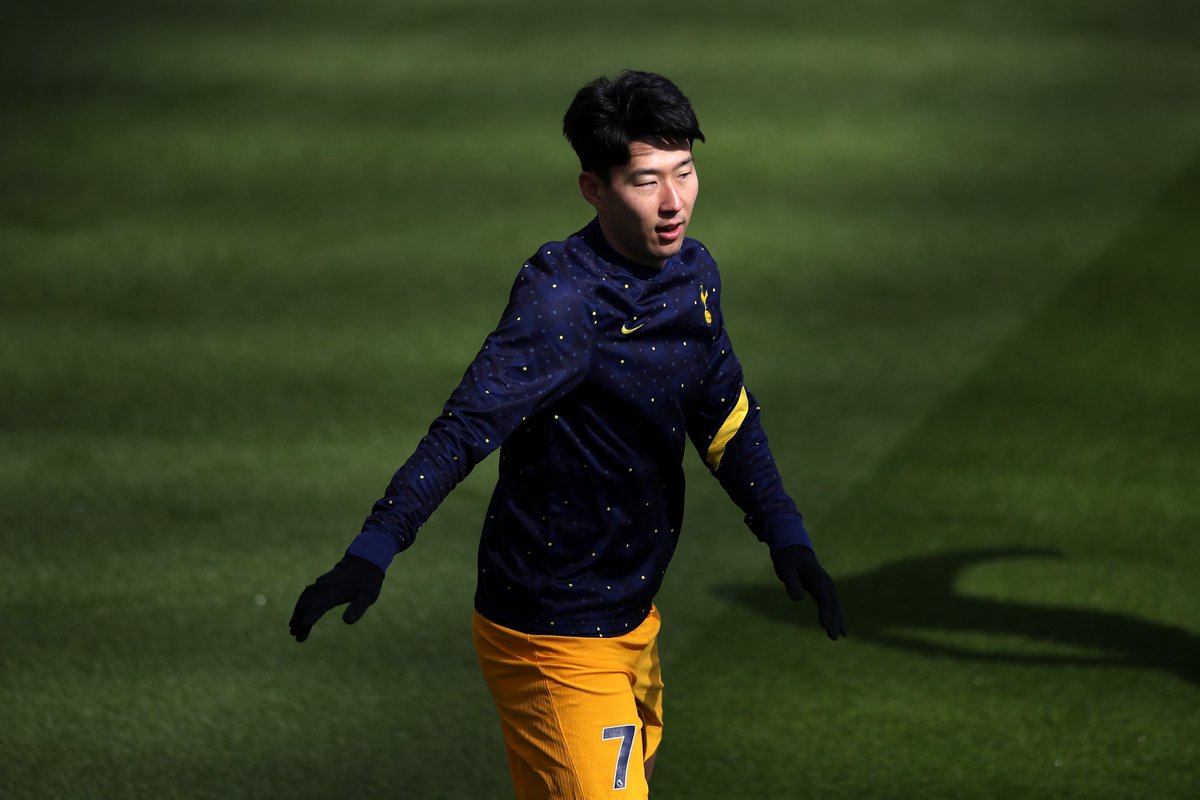 Heung-Min Son warms up at St James' Park. 