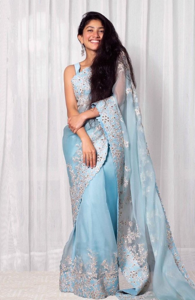 For Love Story Promotional Event, Sai Pallavi decked up in Sky Blue Organza Saree and made it look completely effortless. 

She Looks Ethereal 😍

@Sai_Pallavi92 

#LoveStoryOnApril16th
#VirataParvamOnApril30
#SaiPallavi
#SaiPallaviBdayFest2021