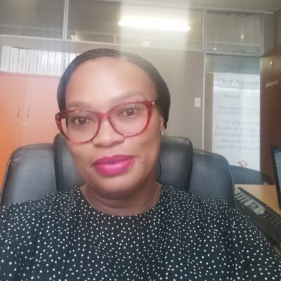 Esther_Seseng's tweet photo. #NewProfilePic https://t.co/8yb9PAltRq