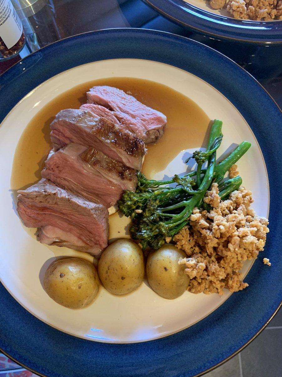 DaveLoweMusic's tweet photo. Thank you @LeCochonAveugle - amazing Easter Sunday dinner :) #deliciousfood #amazingcreativity https://t.co/AS7OsY707A