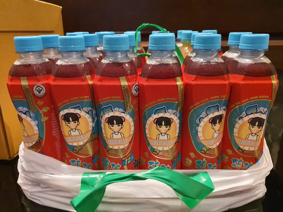 ZeePruk_INAFC's tweet photo. [04.04.2021] – Foods Support

We've sent dimsum &amp; @yenyendrink for Zee and PBBN's teams for dinner. Enjoy the foods 🥟🍣🍥

Thanks @kitchen_zeepruk for helping us 🥰💙

#ZeePruk 
#Zunshine
#ZeePrukINAProject https://t.co/eVK1VSDy7d