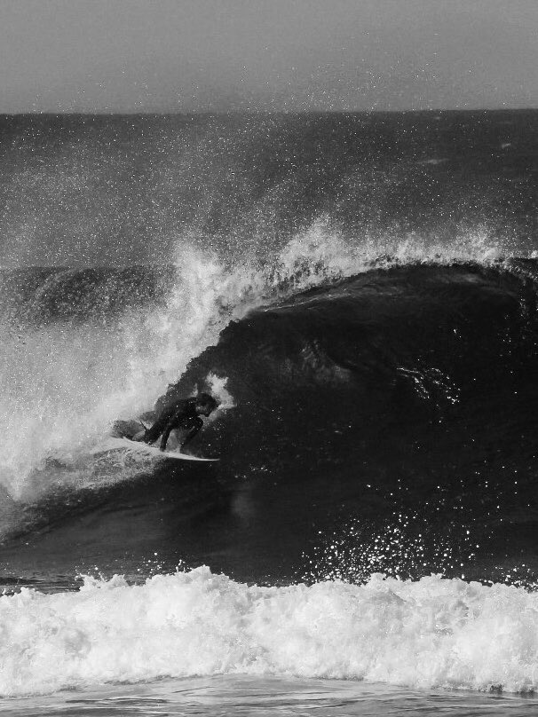 December in Lanzarote!!! 📷 @alejopyp.fotos /// #Surf #Surfing #Training #Lanzarote @dakine_surf @dakine_europe @tacticbarcelona @jobsitesurfboards @ajw_surfboards_europe