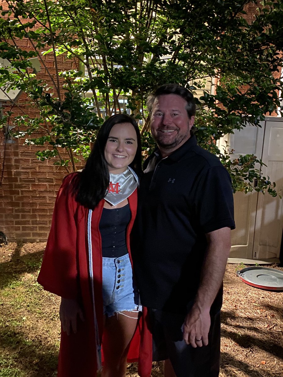 RonMinish's tweet photo. Happy Birthday to my amazing daughter.  What a wonderful woman you are growing in to.  Love you so much!  So very proud! https://t.co/ojbKBpvsJR