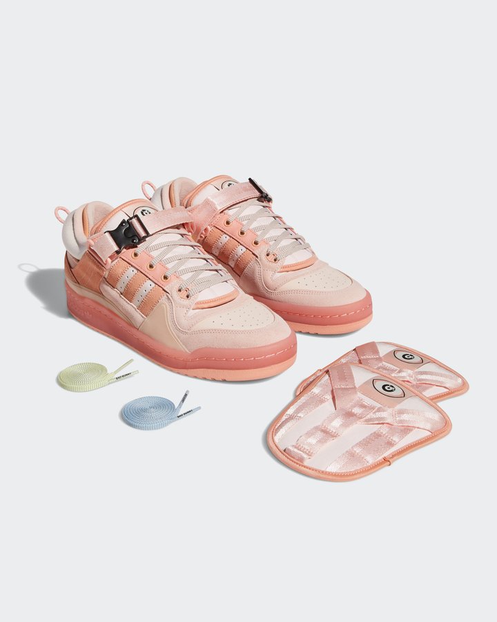 on "Ad: Bad Bunny x adidas Low 'Easter Egg' dropping at 10am ET Snipes:https://t.co/j1aylC53yw Shoe Palace:https://t.co/26BeLc7cP2 Shop Nice Kicks:https://t.co/xOFn24z522 / Twitter