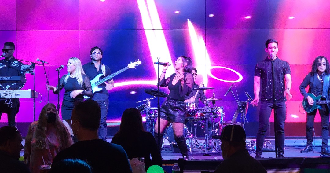 LiquidBlueBand tweet media