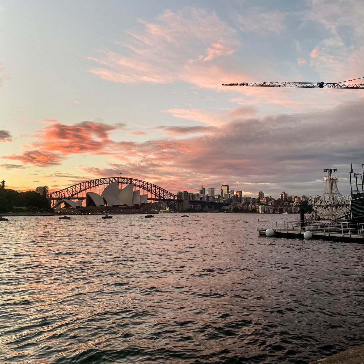 What an incredibly beautiful night! 
La traviata # 8 - Handa Opera on Sydney Harbour
You still have 21 chances to see this spectacular show 🌟🌟🌟
To get your tickets see <a href="/OperaAustralia/">Opera Australia</a> 
.
.
#ilovesydney #whatsonsydney #sydney #opera #operaharbour #operalife #sunset