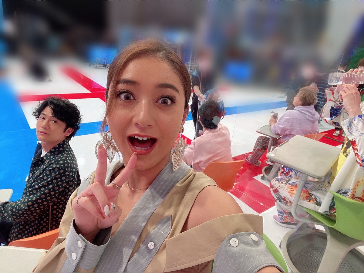 みちょぱ 池田美優 ななにー 今月もありがとうございました Cm中に隠し撮りしようとしたら吾郎さんが向いてくれてびっくりした顔です 笑 みちょぱ 池田美優 ななにー 今月もありがとうございました Cm中に隠し撮りしようとしたら吾郎さんが向いてくれてびっくりした顔です 笑
