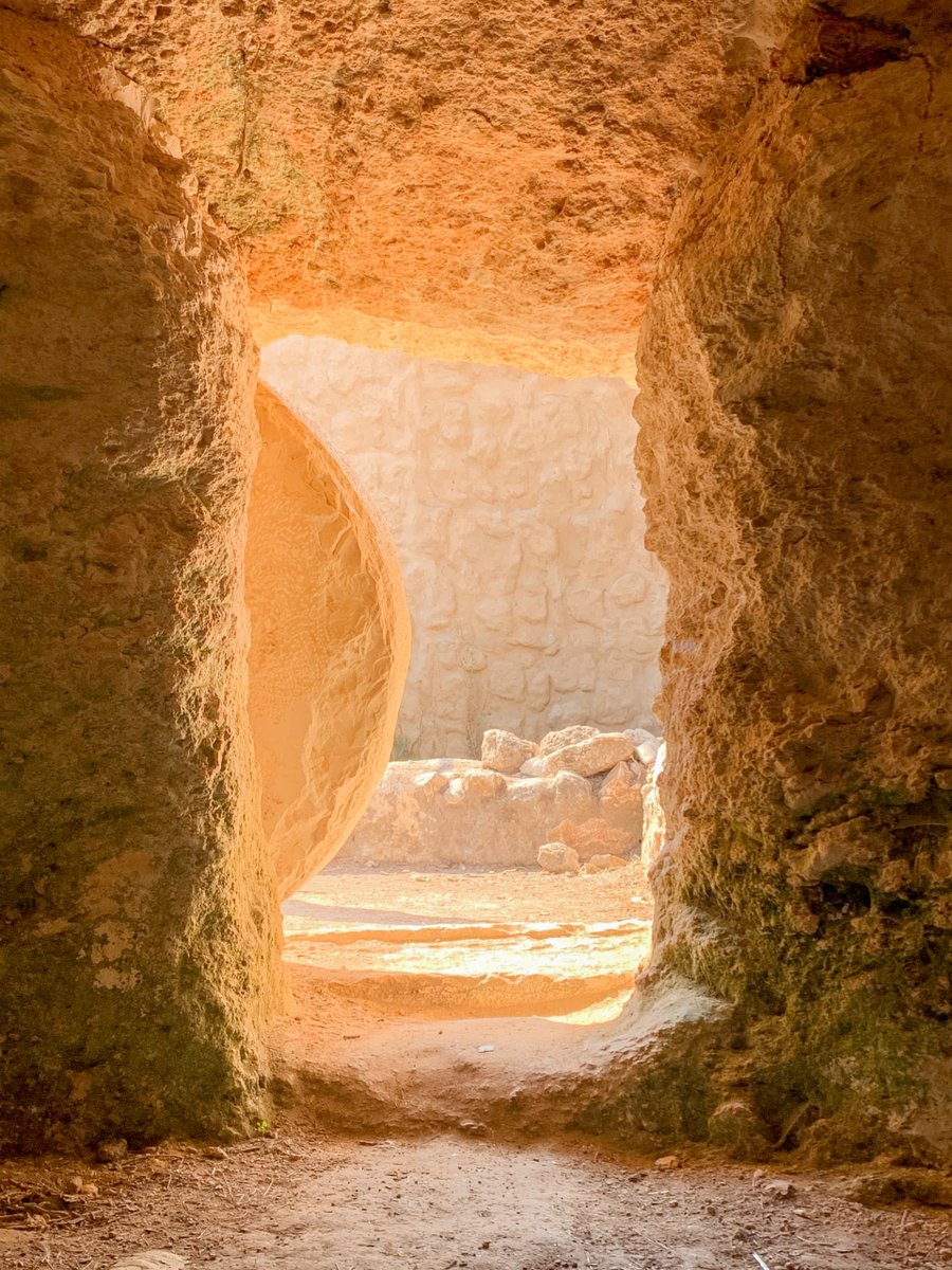 HE IS NOT HERE, FOR HE HAS RISEN!
-Matthew 28:6