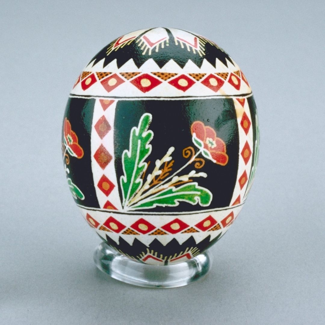 CanMusHistory's tweet image. Pysanky are symbols of cultural identity &amp;amp; pride in Ukrainian 🇨🇦 communities, they have been part of cultural heritage for centuries. At one time, they were believed to possess the magical ability to ward off evil spirits as they ushered in spring

More 🥚 bit.ly/3czcHOS