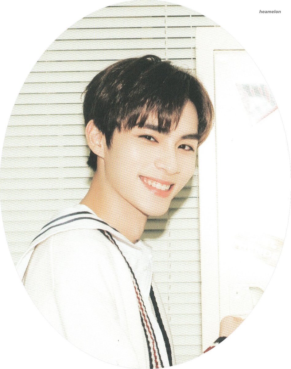 heamelon's tweet photo. #WayV #威神V scan|스캔
2021 WayV Back to School Kit 
WayV 威神V 扫图 https://t.co/WbpWsRLwjg