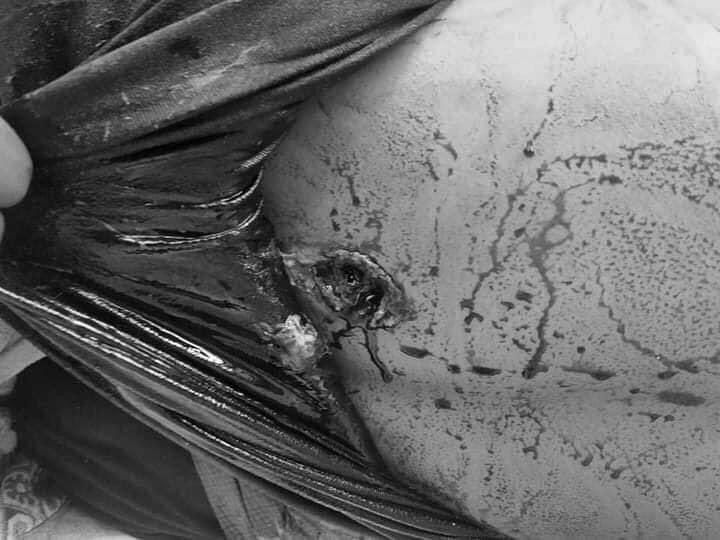 MhonePoe's tweet photo. Tw // Death // blood
Pyinmana motorcycle strike was brutally cracked down by Junta, one civilian was reported dead by gunshots at around 2:00PM. Terrorists slaughtering civilians with live ammunitions. #WhatsHappeningInMyanmar #Apr4Coup https://t.co/HzJ3L1HKwk