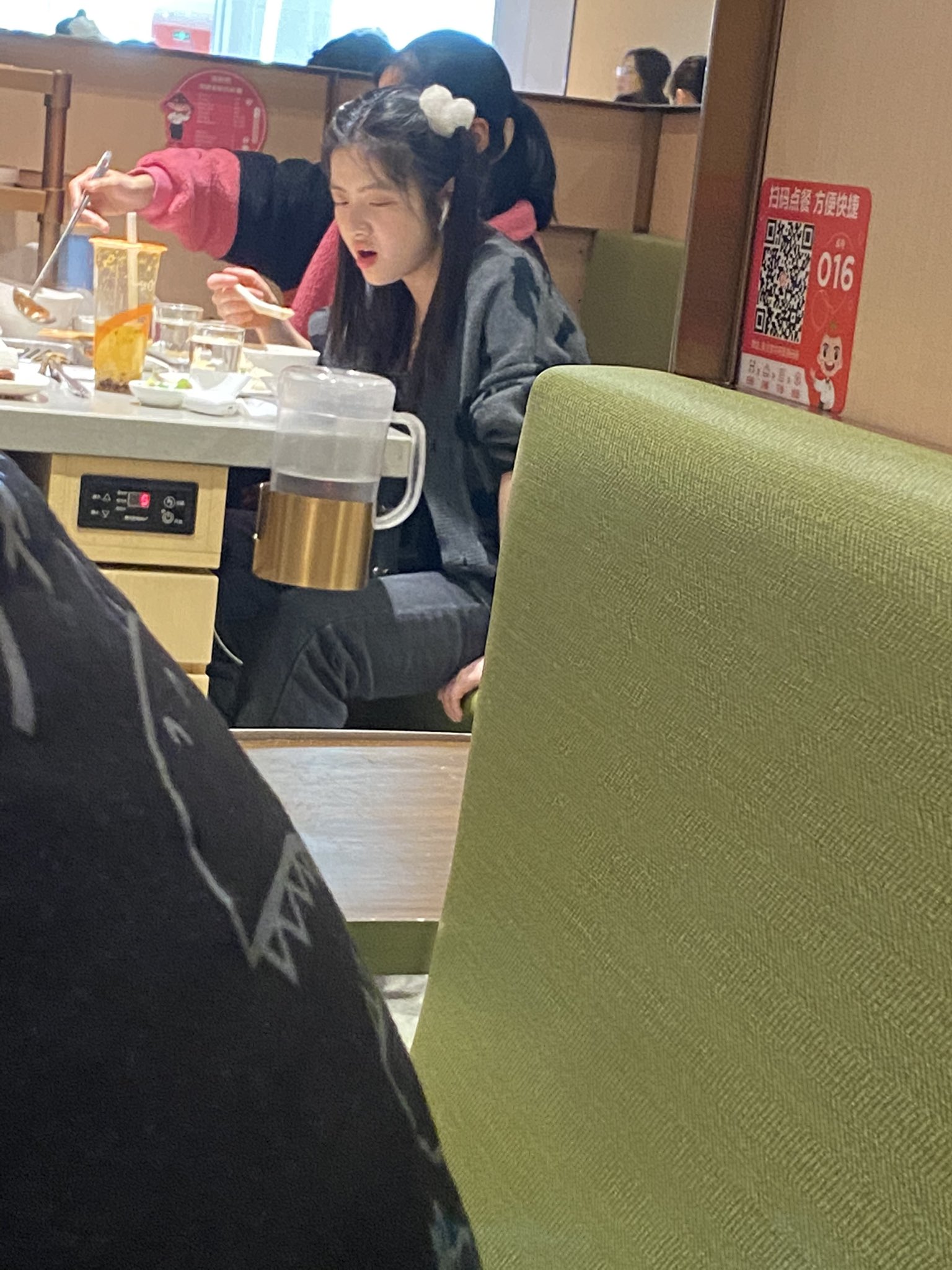 无心on X: 和这样的女孩做爱舒适的很t.coBNPHk2gDIh  X