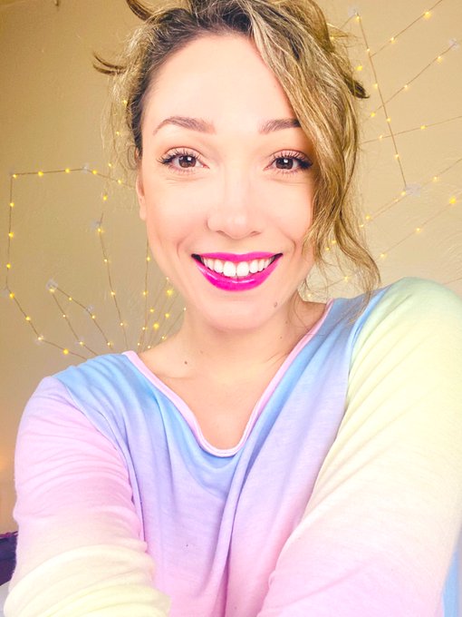 Happy Easter 🐣 peep peep! https://t.co/Kbh2TZILpN<a href="/tag/disneyland"class="tags"><span>#disneyland</span></a>