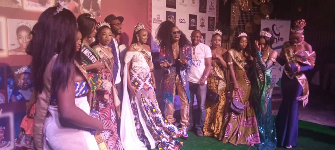 PHMicroscope's tweet photo. @DENRELE_EDUN and the contestants @missphcity 
#MissPHCity #PHTwitterCommunity #PHMicroscope https://t.co/unlUx1lZoQ