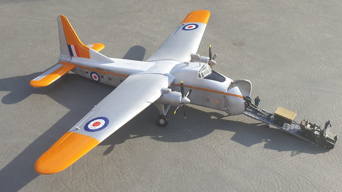 BritAircraftMod's tweet photo. Bristol Superfreighter completed in RAF Boscombe Down  livery https://t.co/xJLZo6bA5q